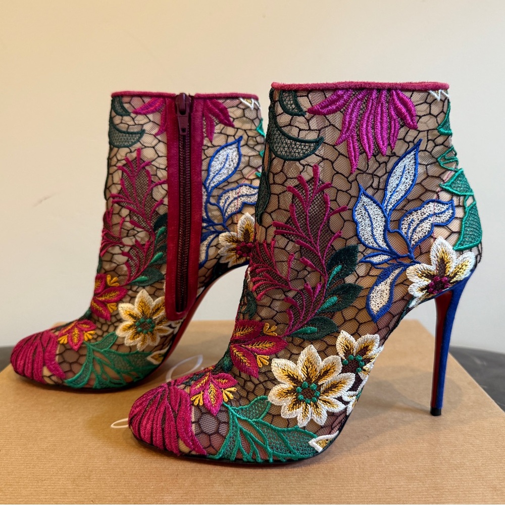 Christian Louboutin Miss Tennis 100 Floral Mesh Lace Bootie, 39